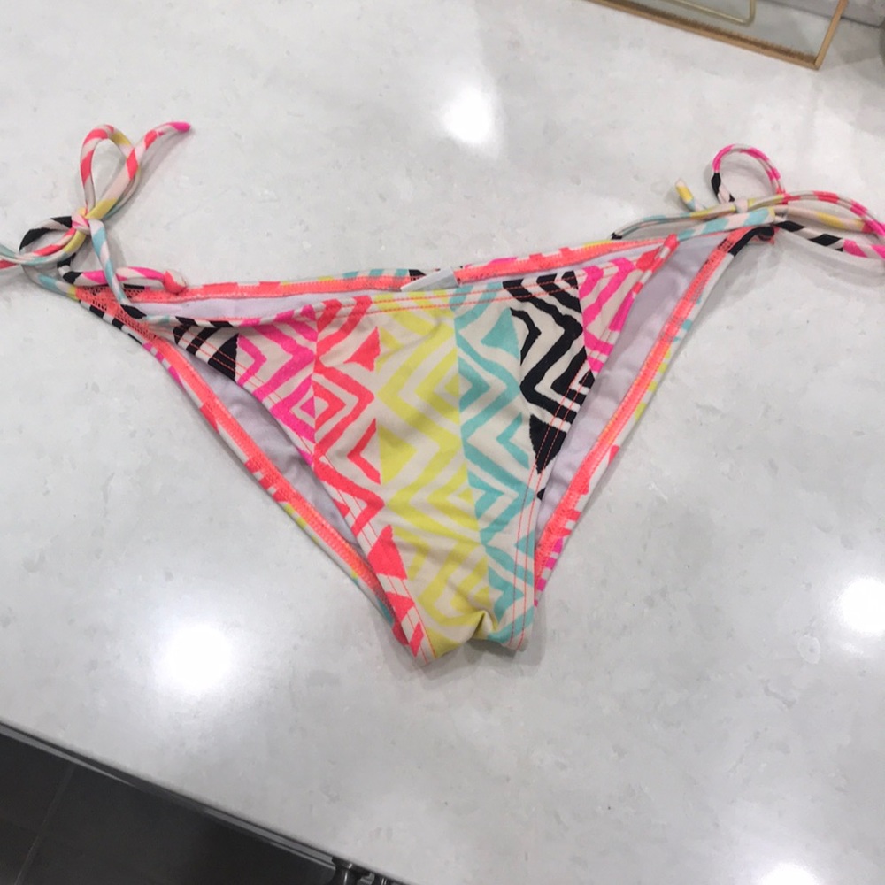 Billabong bikini bottoms